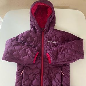 Girl’s puffer jacket, beautiful colors and comfy!